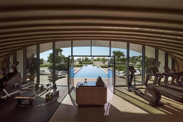 FOTO Shebara Resort je dragulj moderne arhitekture! Spavate u 'školjki' koja pluta na moru...