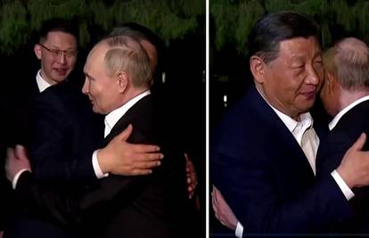 VIDEO Ovo se rijetko viđa: Xi i Putin pošteno se izgrlili. Snimka je postala pravi hit kod Kineza