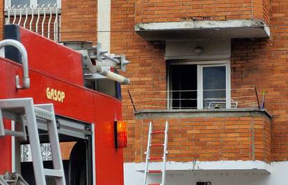 Ocu koji je živ gorio i pokušao spastiti djecu bore se za život: 'Za mališane nije bilo spasa'