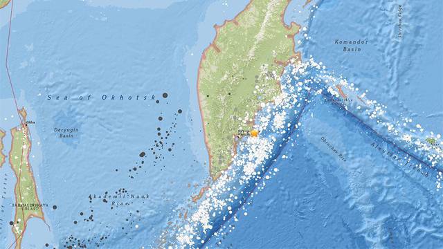 Snažan potres pogodio ruski poluotok: Moguć je i tsunami