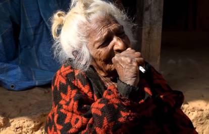 Ima 112 godina: 'Tajna dugog života je u 30 cigareta na dan!'