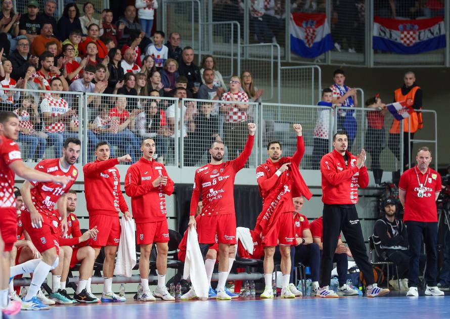 Varaždin: Hrvatska i Švedska odigrale prijateljsku utakmicu u Varaždinu