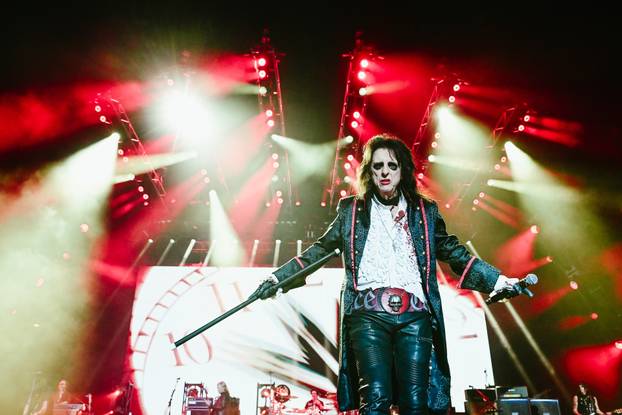 Zagreb: Koncert benda Hollywood Vampires u Areni