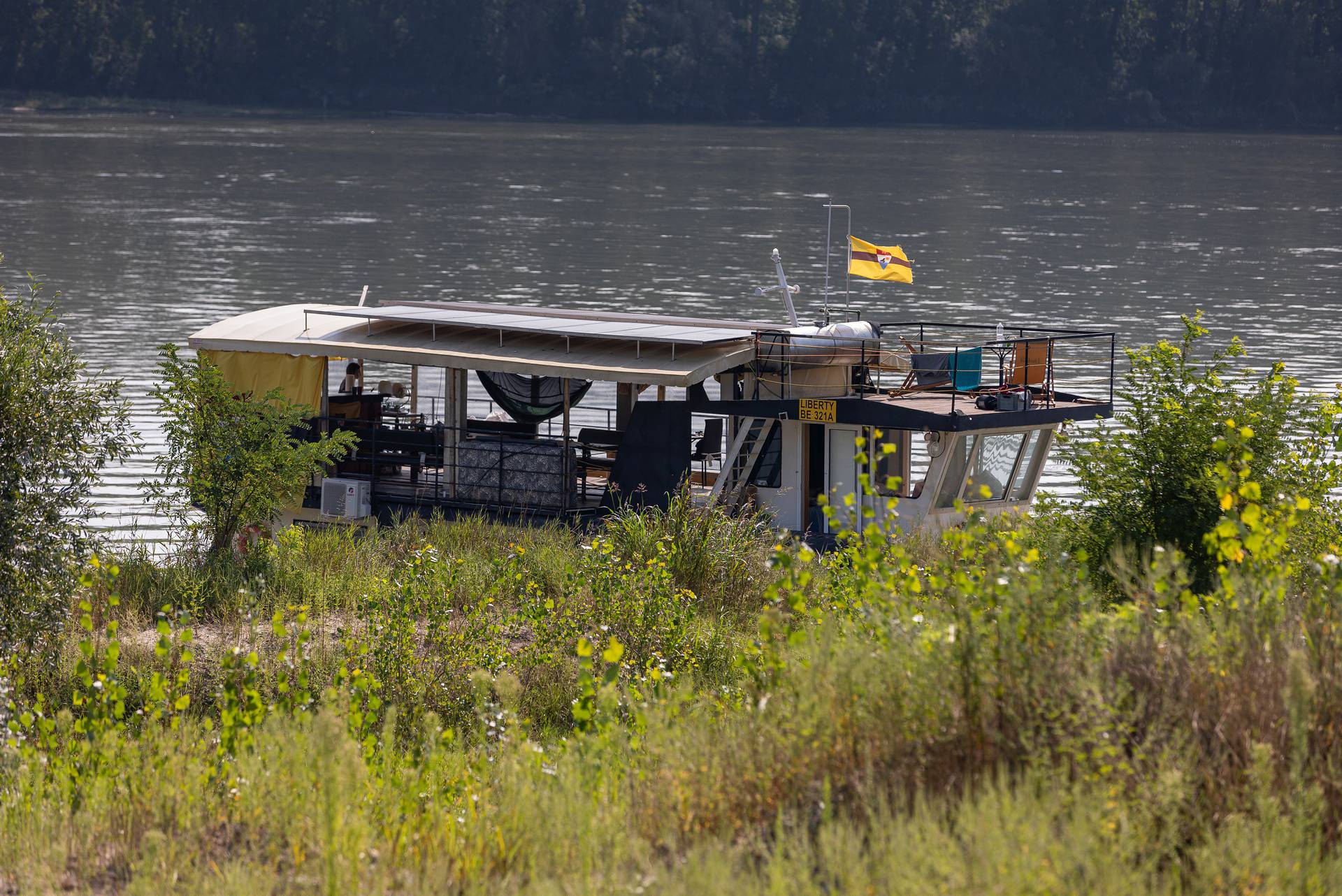 Posjetili smo Liberland na istočnoj obali Dunava, tamo vlada samoproglašeni predsjednik, a novi državljani stalno pristižu