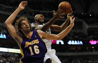 NBA liga: Lakersi i Hawksi podigli svoje serije na 6-0!  