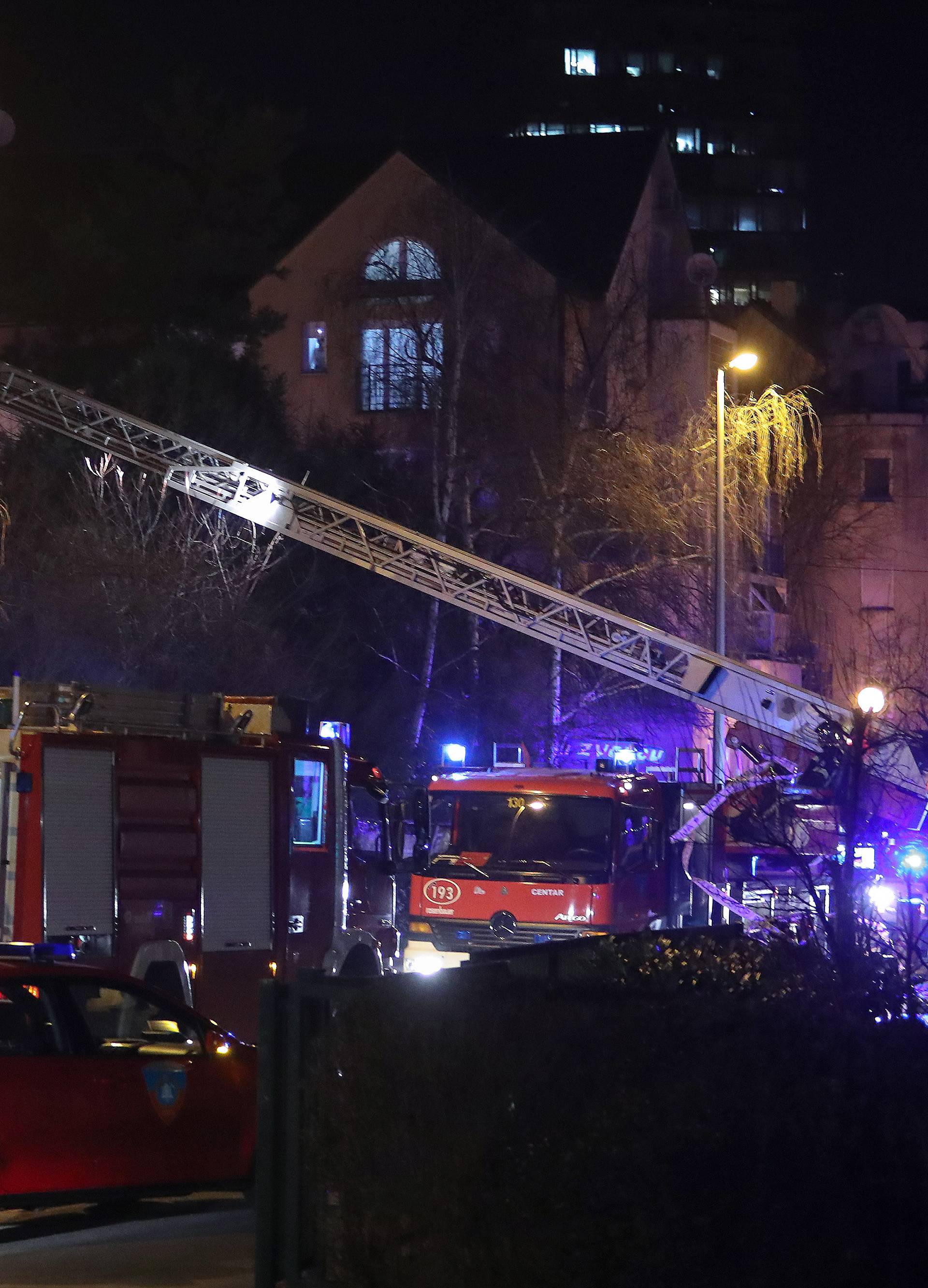 Video: Gorio kultni restoran u Zagrebu, čovjeka odvezla Hitna