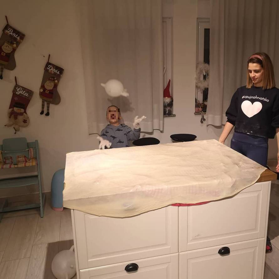 Pinčić pokazala kako razvlači tijesto: 'Ženo, nemaš granica'