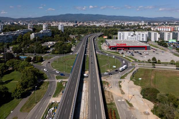 Napredak radova na Sarajevskoj cesti u Novom Zagrebu snimljen iz zraka