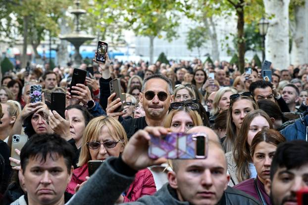 Sarajevo: Okupljanje građana u čast Halidu Bešliću