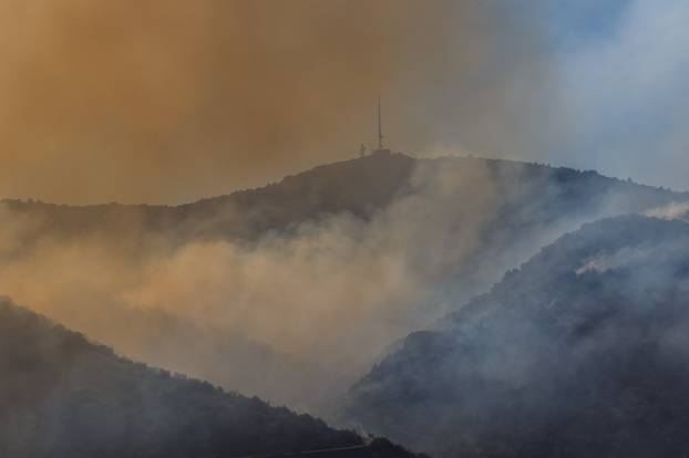 Veliki šumski požar u okolici Planog