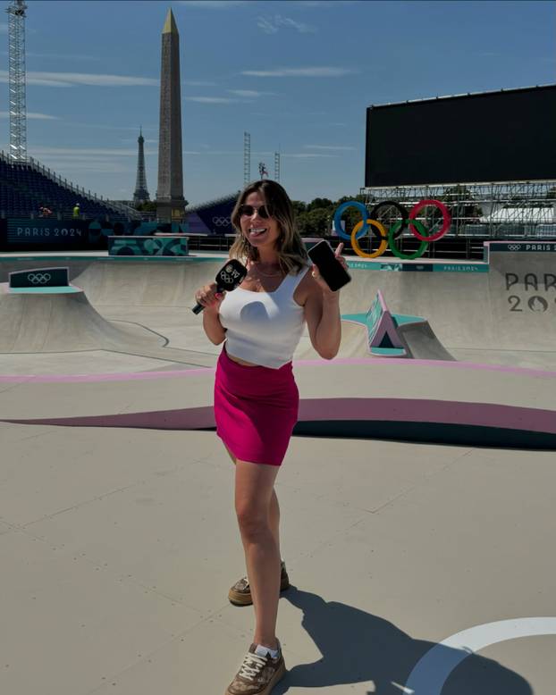 FOTO Fatalna plavuša tečno govori čak četiri jezika, a prije novinarstva bila je konobarica