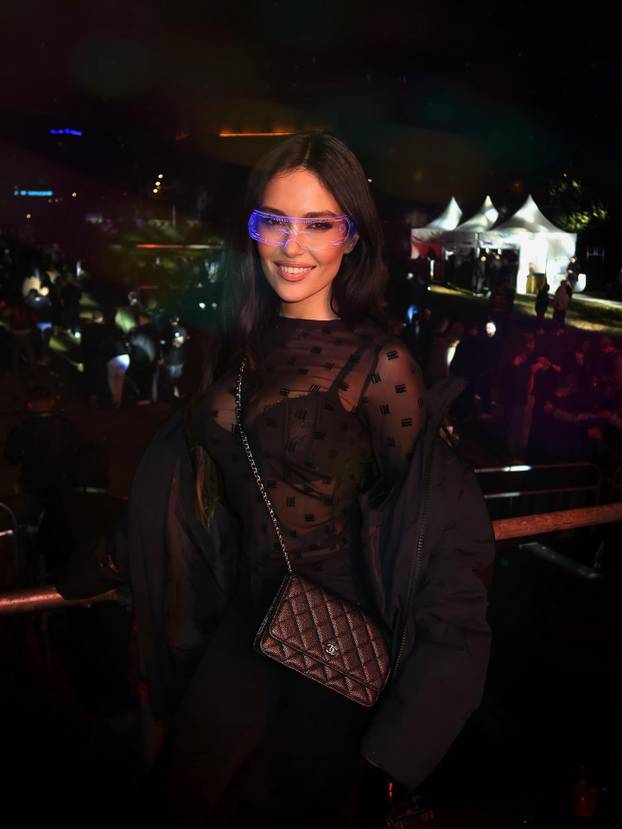 FOTO Obje su joj ispale. Tuga za najljepšu voditeljicu Lige prvaka