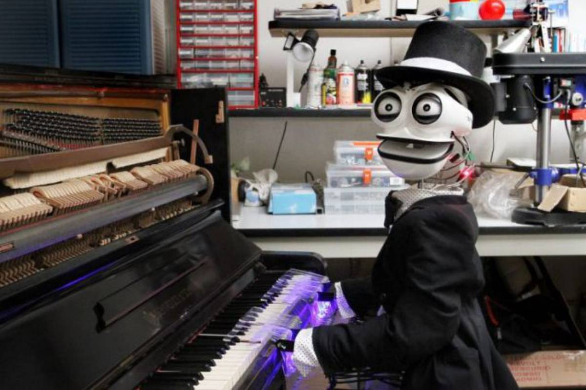 Robot Teotronico Beethovena svira najbrže - s čak 19 prstiju 