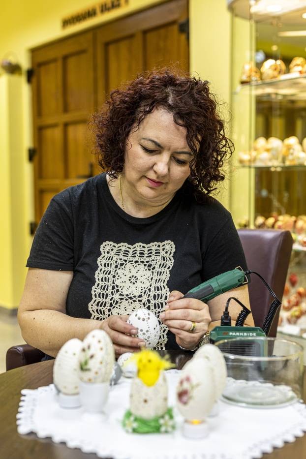 Županja: Amalija Romić radi unikatne uskršnje ukrase