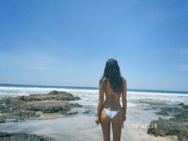 FOTO Nitko ne može vjerovati, ali istina je... Ova učiteljica iz Kalifornije ima 48 godina!