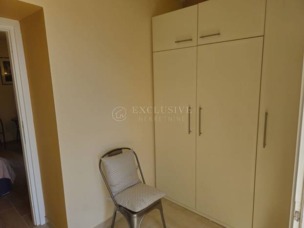 FOTO Skupo? Prodaju stan od 28 kvadrata za 274.000 eura! U Opatiji je, u suterenu. Zavirite...