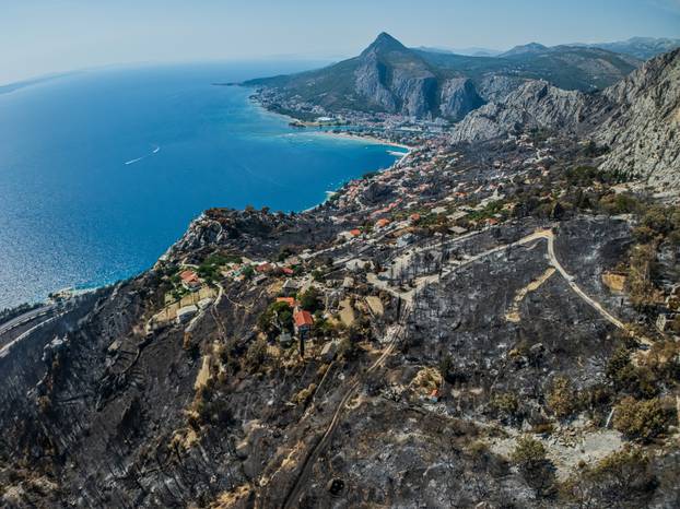 Omiš Borak:  Posljedice požara u mjestu Borak iznad Omiša