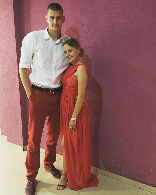 FOTO Supruga srpske zvijezde uz njega je još od srednje škole. Zbog nje ima i poseban ritual...