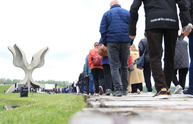 Komemoracija "Sjećanje za budućnost" u Spomen-području Jasenovac