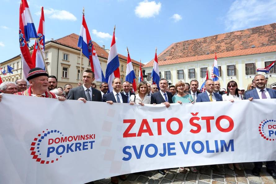 Škoro uz tamburaše donio liste u DIP: Stojim uz hrvatski narod