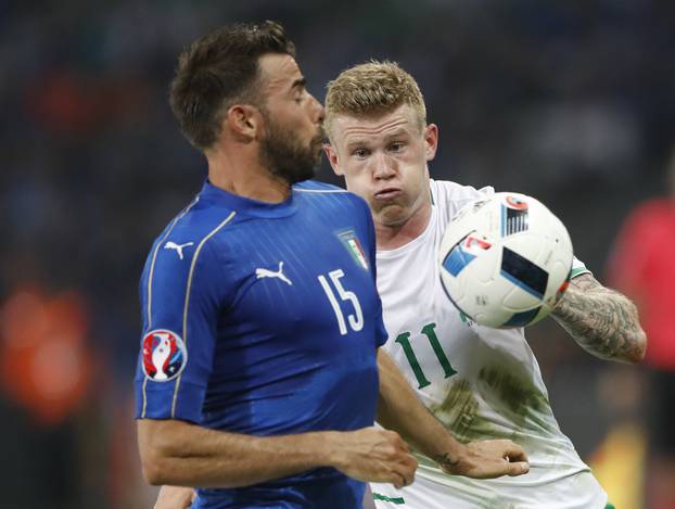 Italy v Republic of Ireland - EURO 2016 - Group E