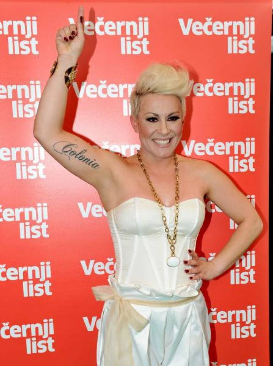 Skrivaju tragove starih ljubavi: Tetovirali su se pa prekinuli...