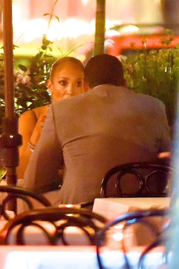 *EXCLUSIVE* Jennifer Lopez and Alex Rodriguez out enjoying a romantic dinner date