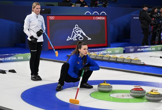 Curling - Mixed Doubles Semi-final - Italy vs United States of America