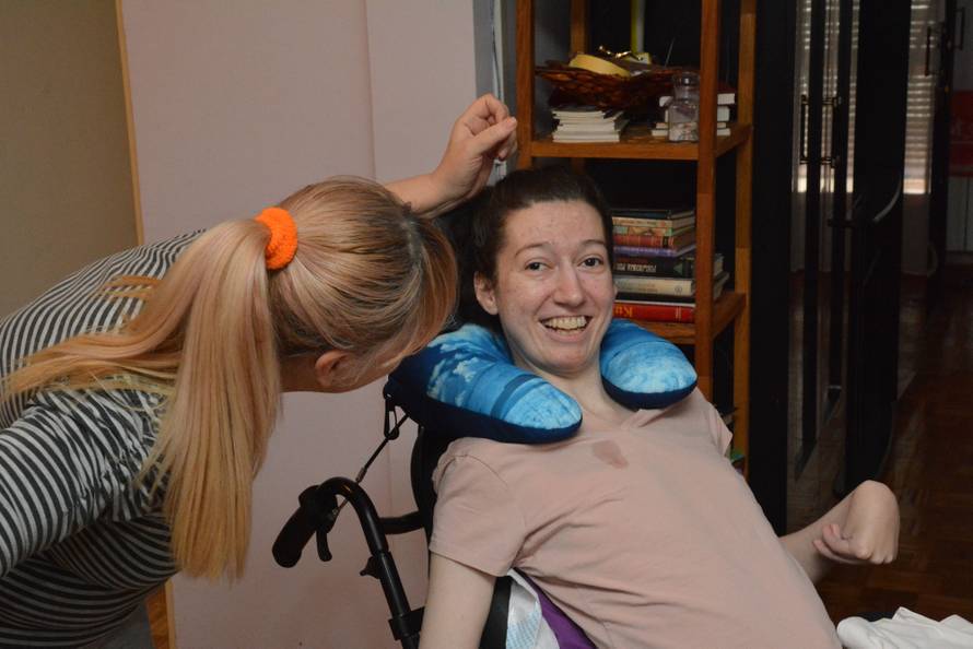 Anita se opet smije: 'Moja kći je veliki borac, ona želi živjeti'