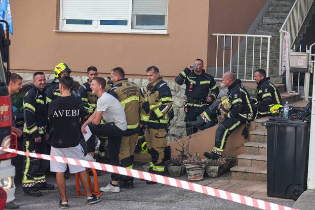 Zagreb: Intervencija vatrogasaca zbog curenja kemikalija