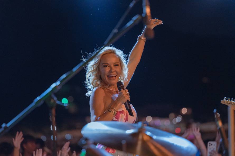 Zaton: Zatonsko ljeto,  koncert Maje  Suput