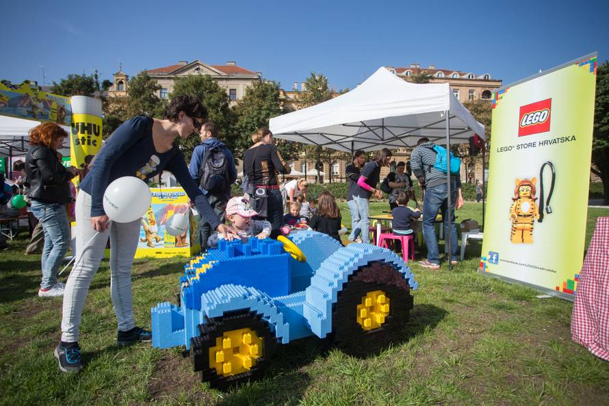 Piknik na Tomislavcu oduševio stotine školaraca i roditelja