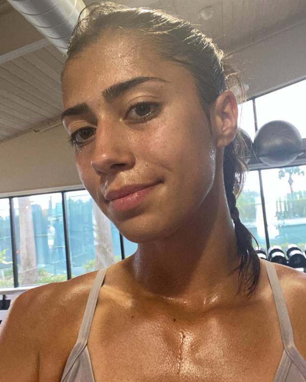 FOTO Kći srpske košarkaške legende ljubi zvijezdu Atletica i penje se prema teniskom vrhu