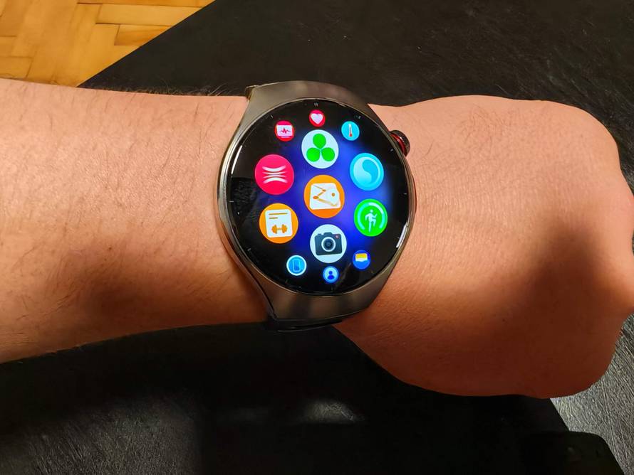 Isprobali smo Huawei Watch 5: Suputnik za vaš zdraviji život