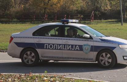 Huligani napali Armadu u Srbiji, ozlijedili vozača kod Beograda