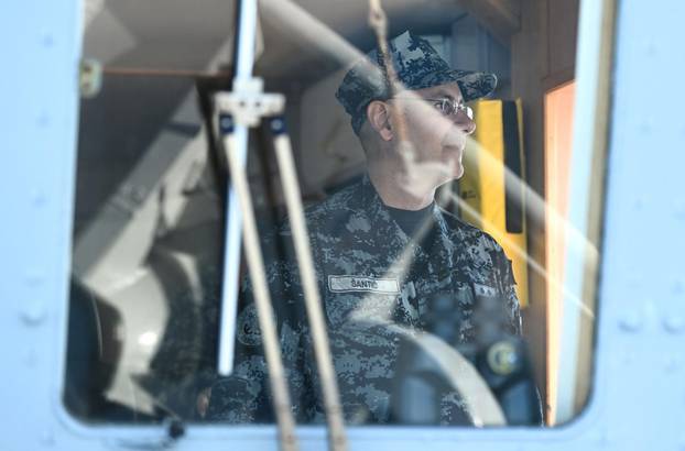 Split: Vježba Hrvatske ratne mornarice za vojni mimoplov