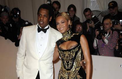 Jay Z kao ispriku unajmio jahtu od milijun kn za Kanyea i Kim
