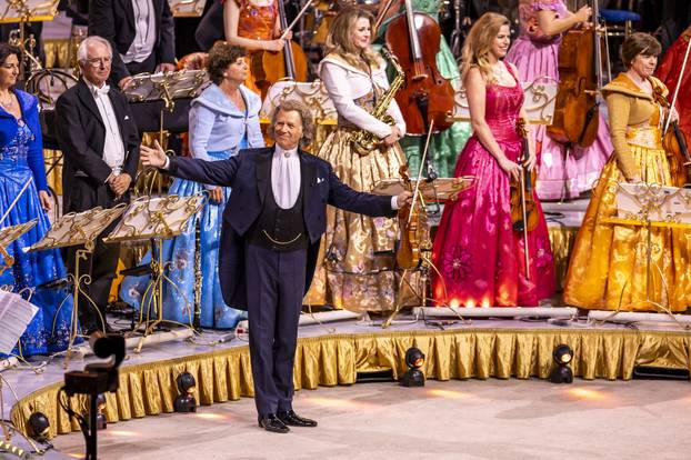 Andre, Rieu, Athene