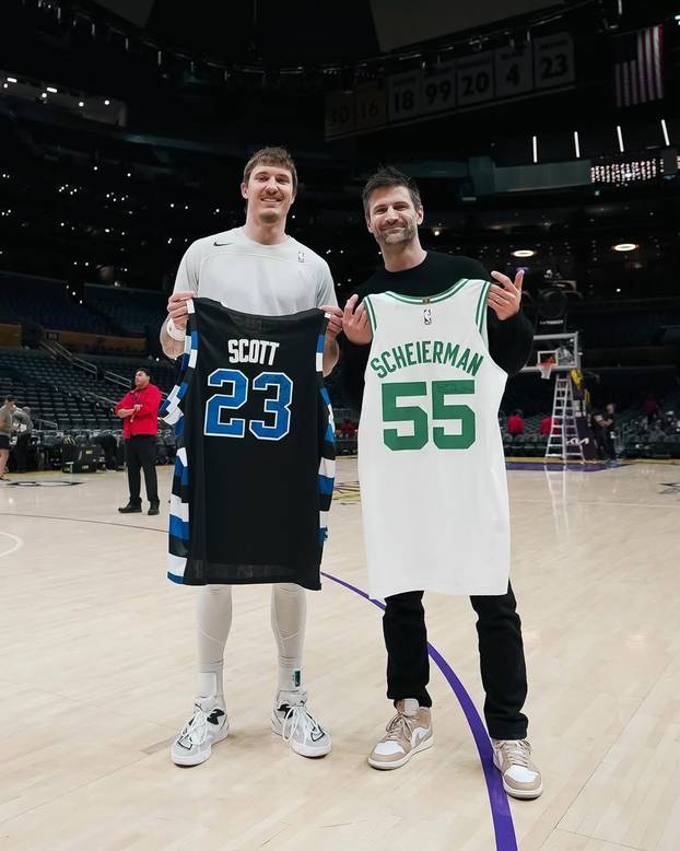 FOTO Sjećate se glumaca iz hit serije 'One Tree Hill'? Evo kako izgledaju danas i čime se bave