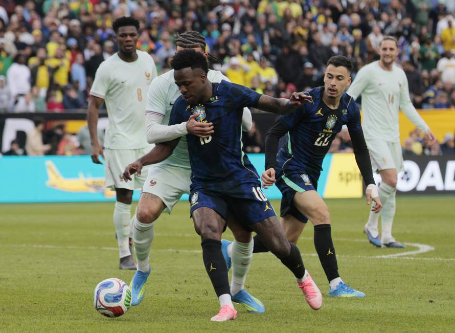 International Friendly - Brazil v France