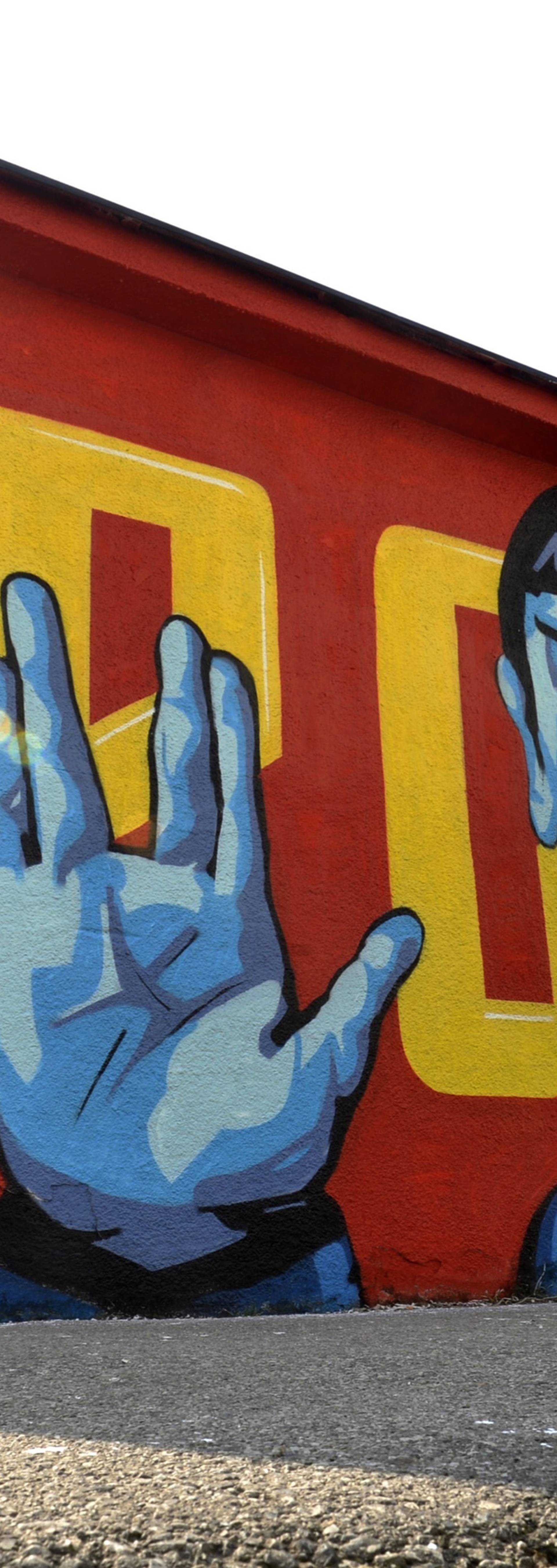Zagreb: Zid s grafitom Spocka 2015. i danas kada je prebojan