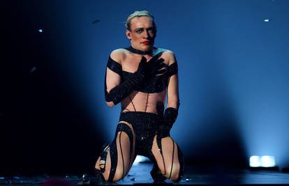 Prošlogodišnji pobjednik Nemo autobiografskom pjesmom izazvali lavinu reakcija