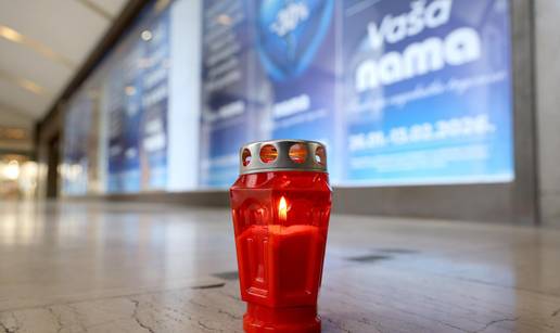 FOTO Zbogom Nama: Netko je pred ulazom zapalio lampa&scaron;