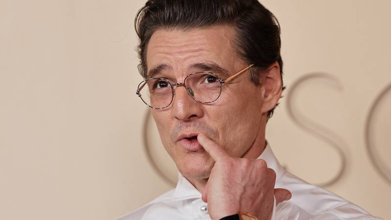 S obitelji je morao pobjeći iz rodne zemlje, a danas je jedan od najpoznatijih glumaca