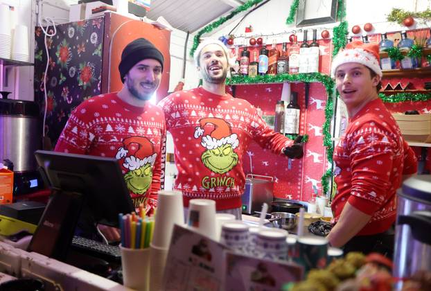 Šibenik: Šibenska Adventura zapo?ela koncertom Parnog valjka u perivoju Roberta Visianija