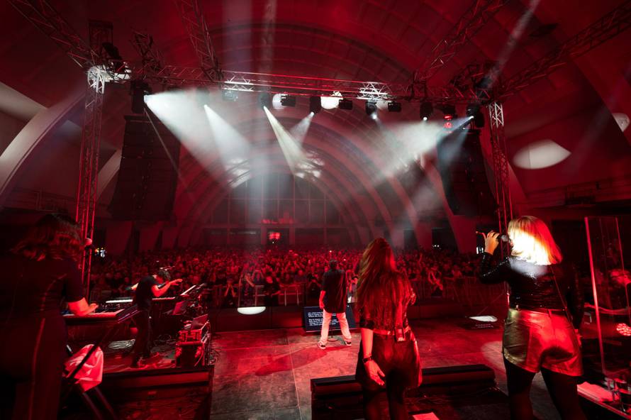 Alphaville napunio Zagrebački velesajam: Bezvremenski hitovi našli su put do svih generacija