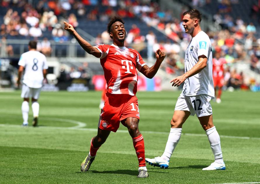 Club World Cup - Group C - Bayern Munich v Auckland City