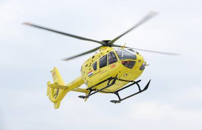 Policajca helikopterom hitno prevezli u riječki KBC, sudario se s kamionom kod Malog Lošinja