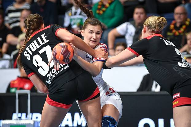 Handball Women: Germany - Croatia