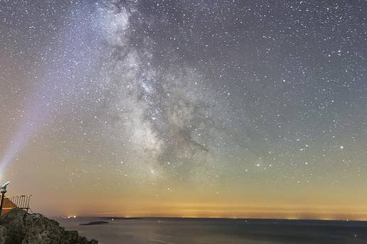 Ne, nisu montaže. Pogledajte slike svemira iz Hrvatske: 'Noći provodimo snimajući galaksije'